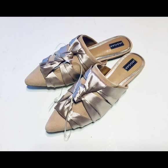 JAGGAR  Statue Flats - Picture 4 of 6